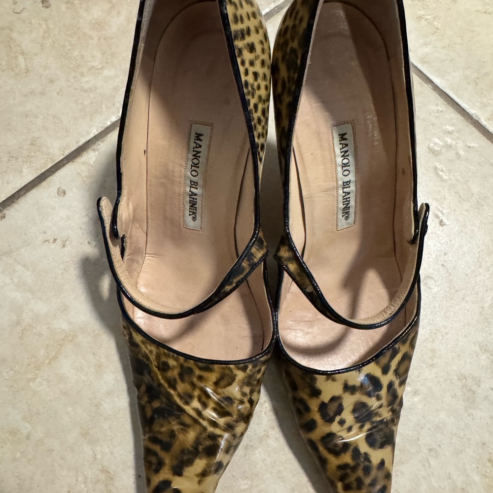 Manolo Blahnik Mary Jane Brown Heels with Leopard Print